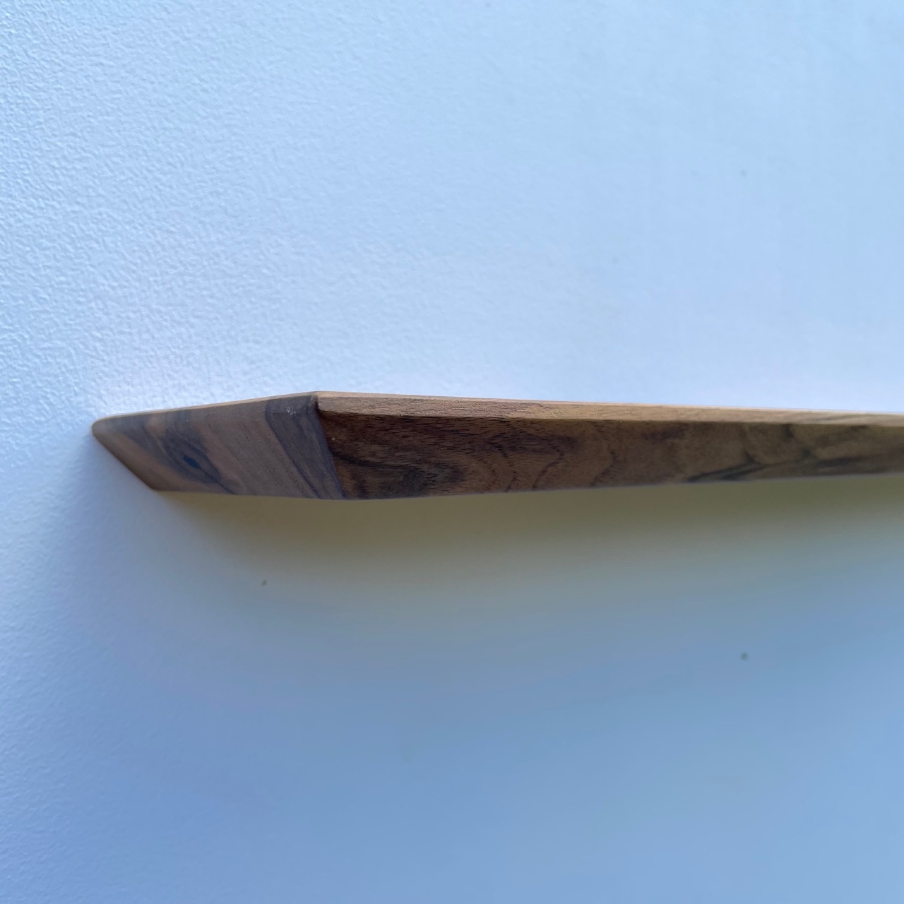 Плаваюча полиця Walnut Simplistic trimmed edge